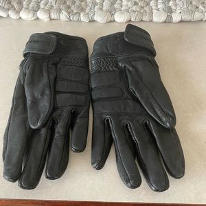 Womens leather Harley Davidson riding gloves